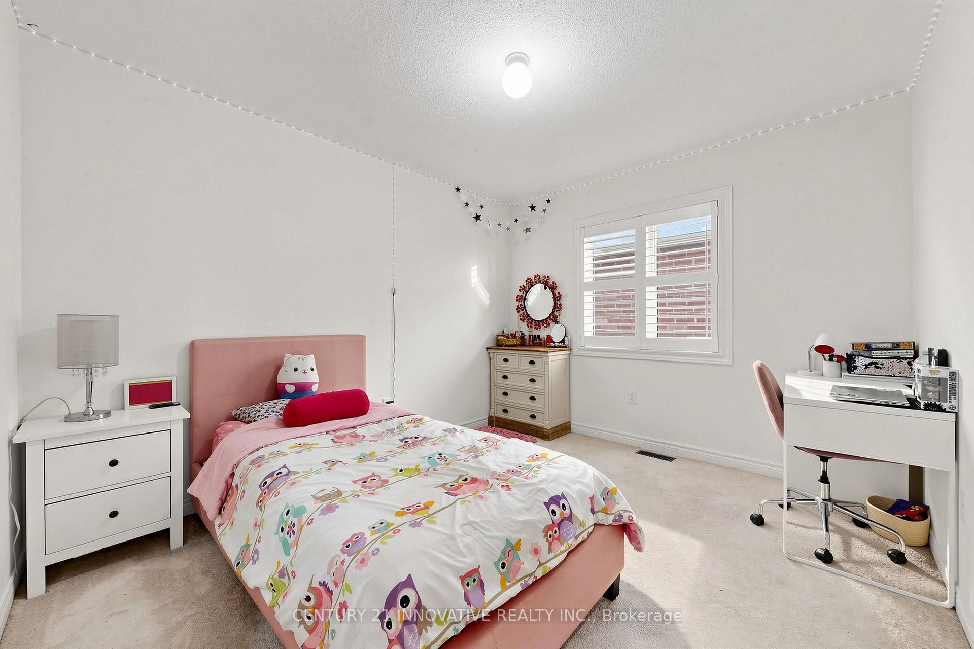 Photo 38 of 446 Bessborough Drive, Milton, Harrison — HOMEH