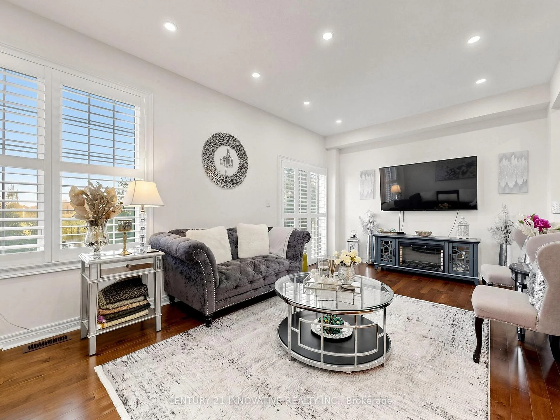 Photo 13 of 446 Bessborough Drive, Milton, Harrison — HOMEH