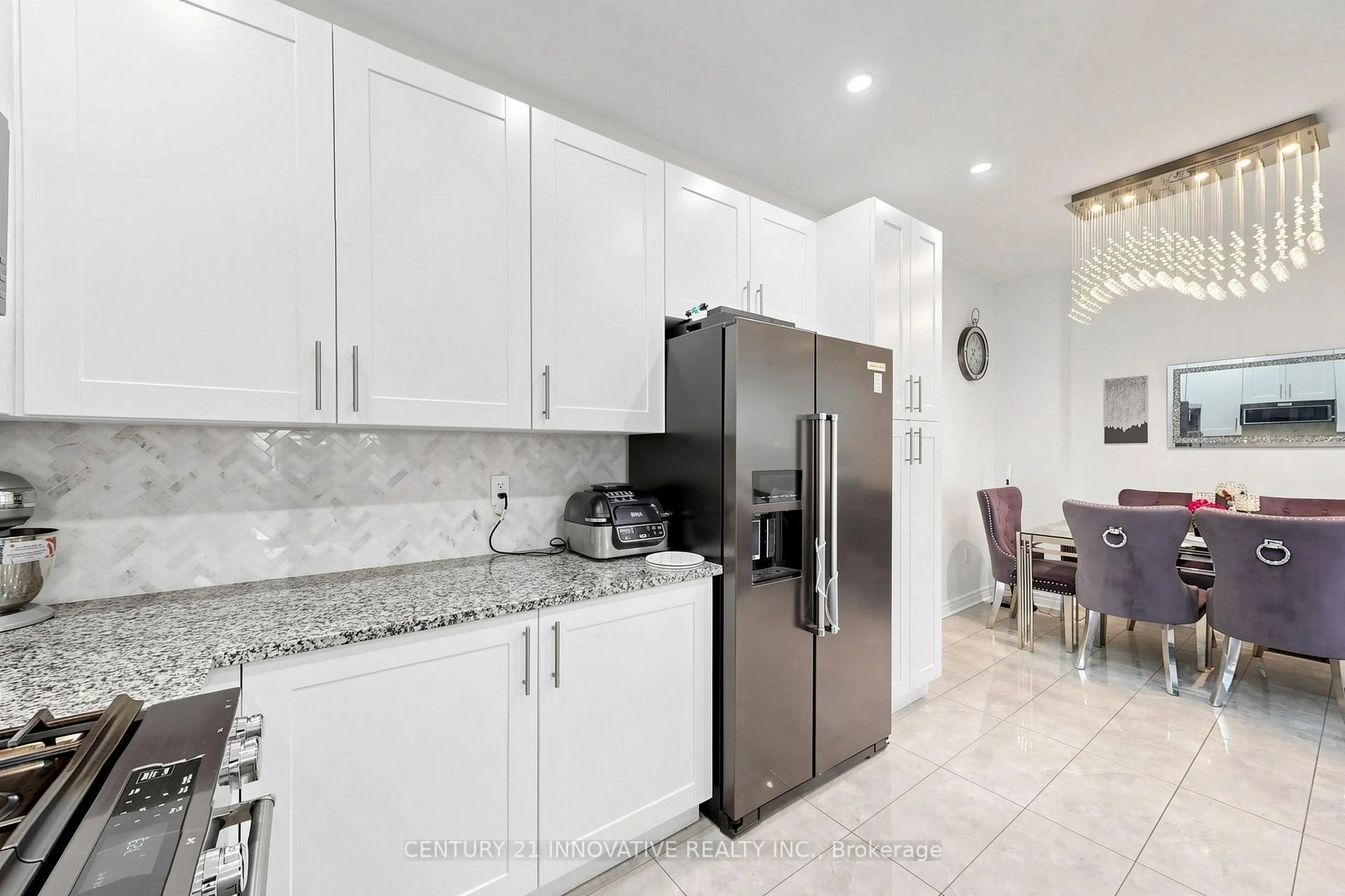 Photo 15 of 446 Bessborough Drive, Milton, Harrison — HOMEH