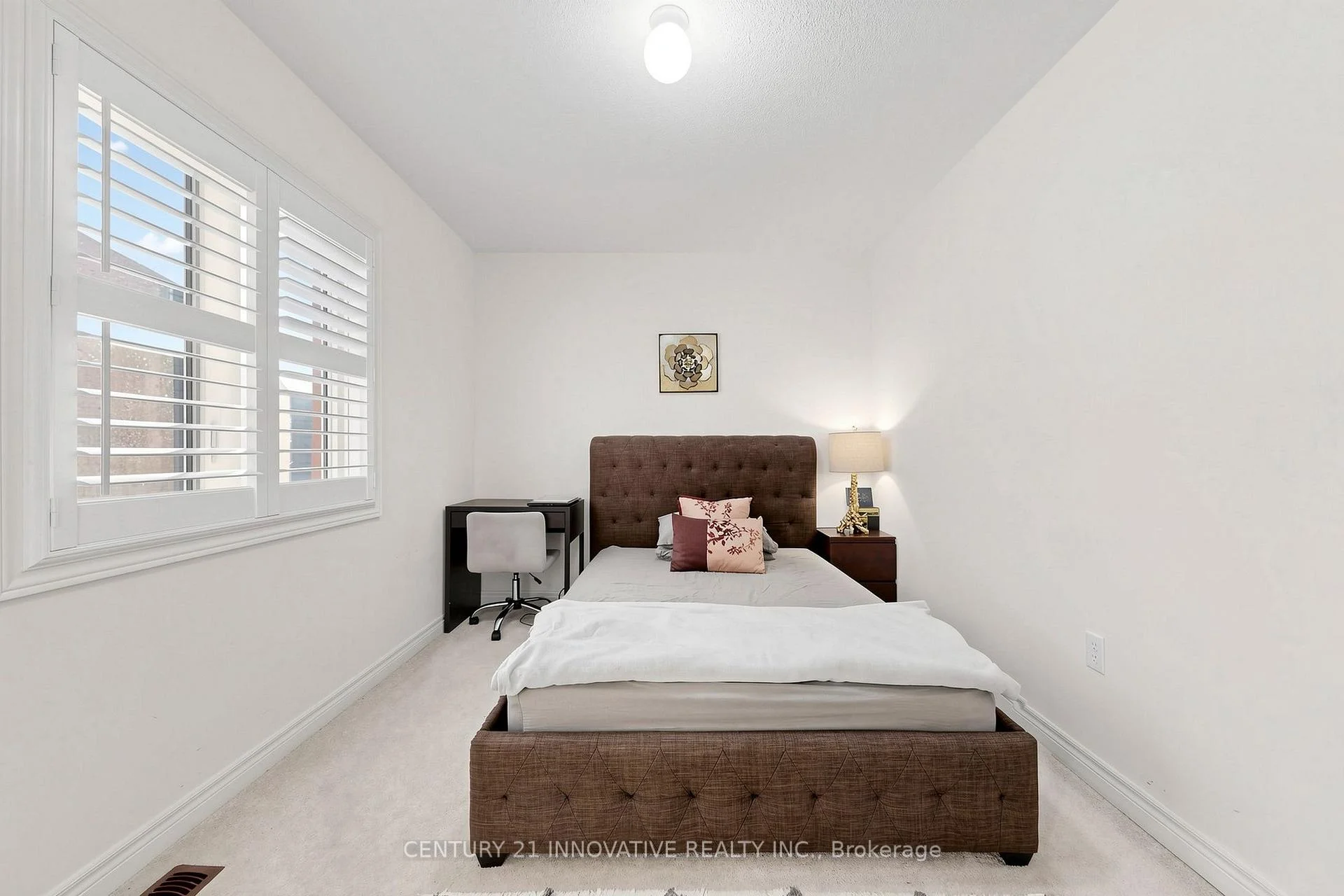 Photo 43 of 446 Bessborough Drive, Milton, Harrison — HOMEH