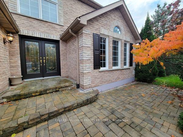 Photo 2 of 19 Northview Crescent, Barrie, Northwest — HOMEH