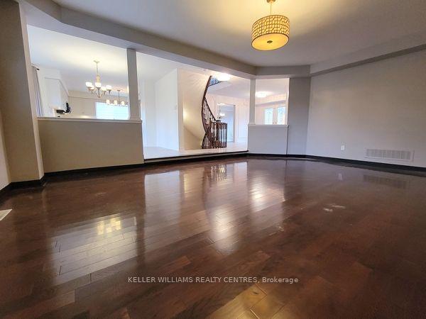 Photo 16 of 19 Northview Crescent, Barrie, Northwest — HOMEH