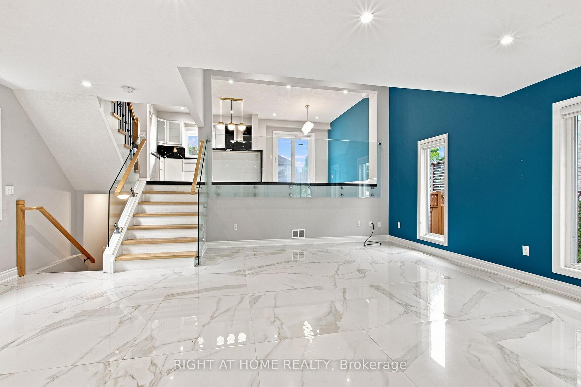 Photo 5 of 187 Clairfields Drive E, Guelph, Pineridge/Westminster Woods — HOMEH