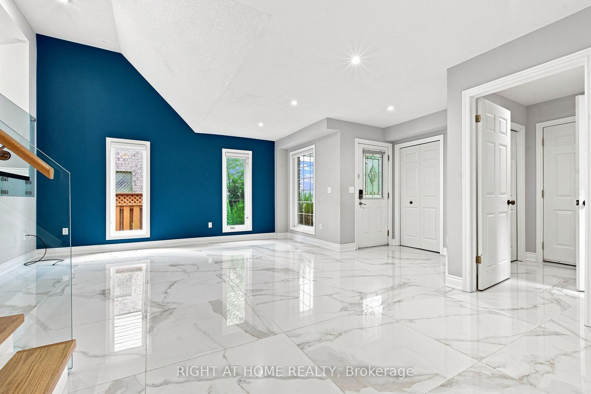 Photo 6 of 187 Clairfields Drive E, Guelph, Pineridge/Westminster Woods — HOMEH