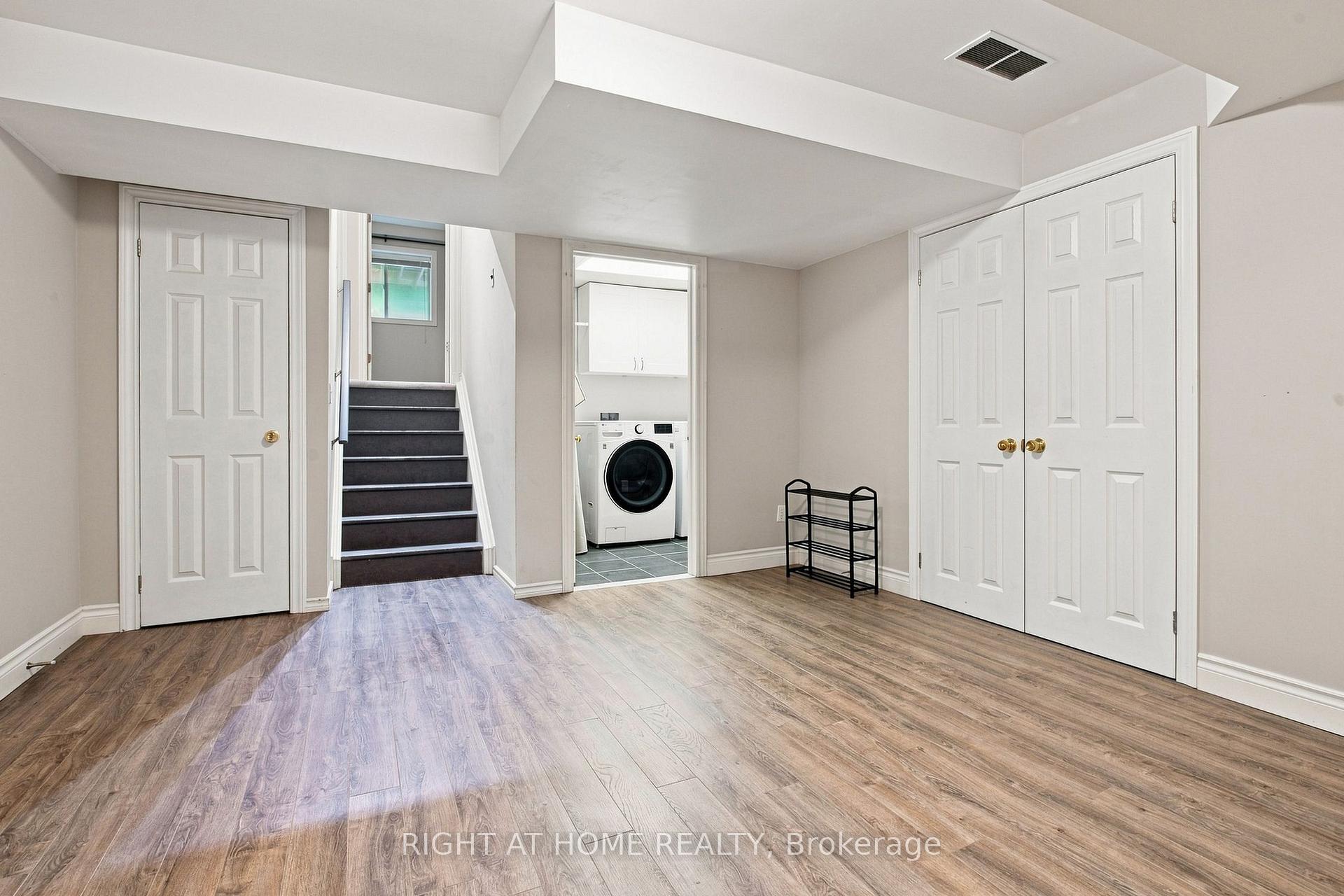 Photo 22 of 187 Clairfields Drive E, Guelph, Pineridge/Westminster Woods — HOMEH