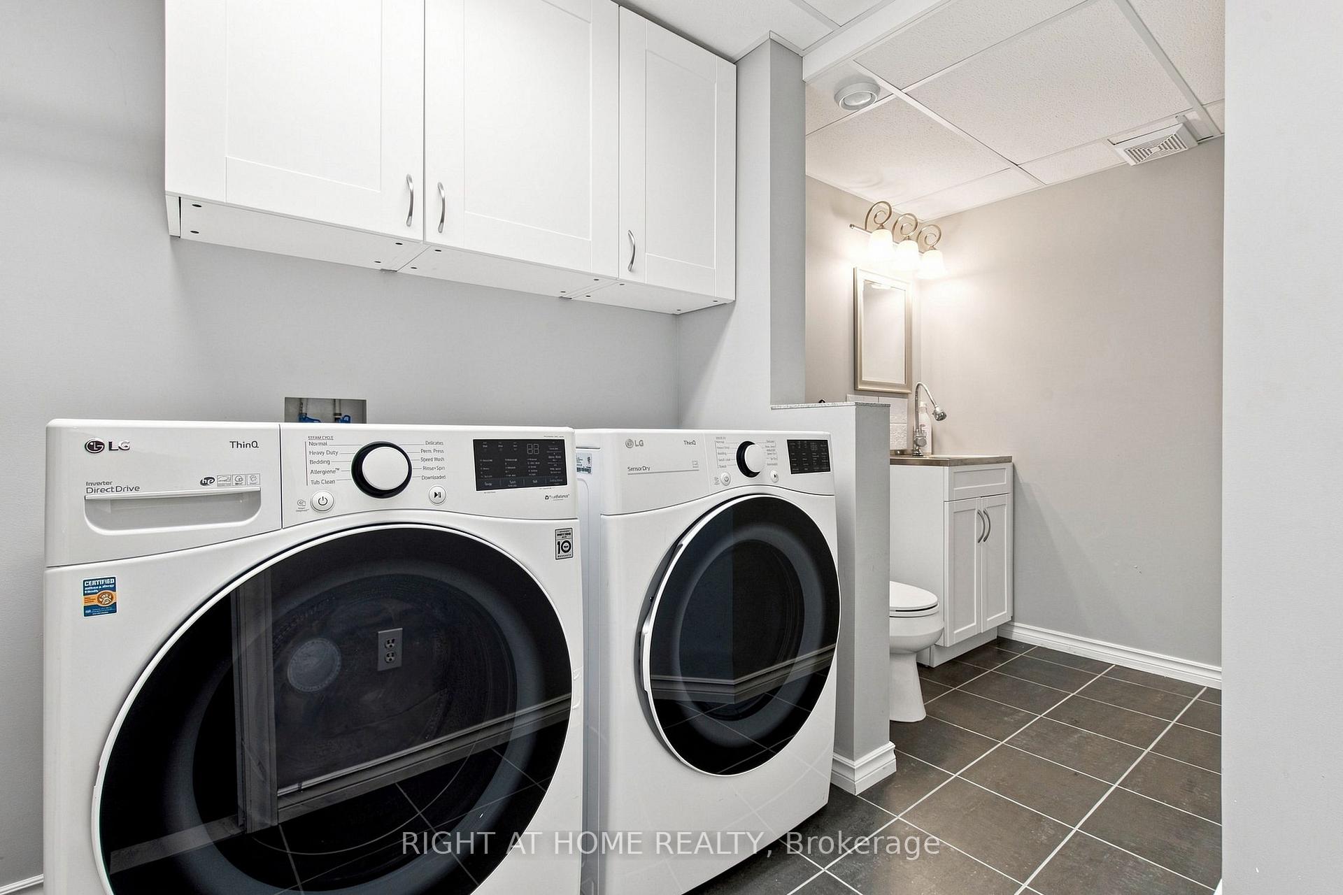 Photo 23 of 187 Clairfields Drive E, Guelph, Pineridge/Westminster Woods — HOMEH