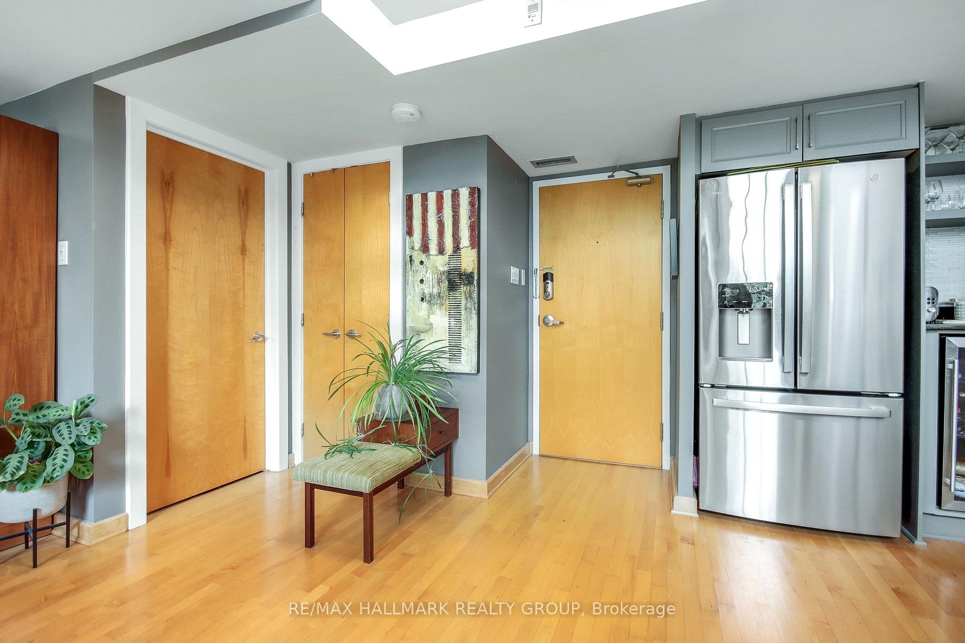 Photo 3 of Unit 203, 29 Main Street, Ottawa, Ottawa East — HOMEH