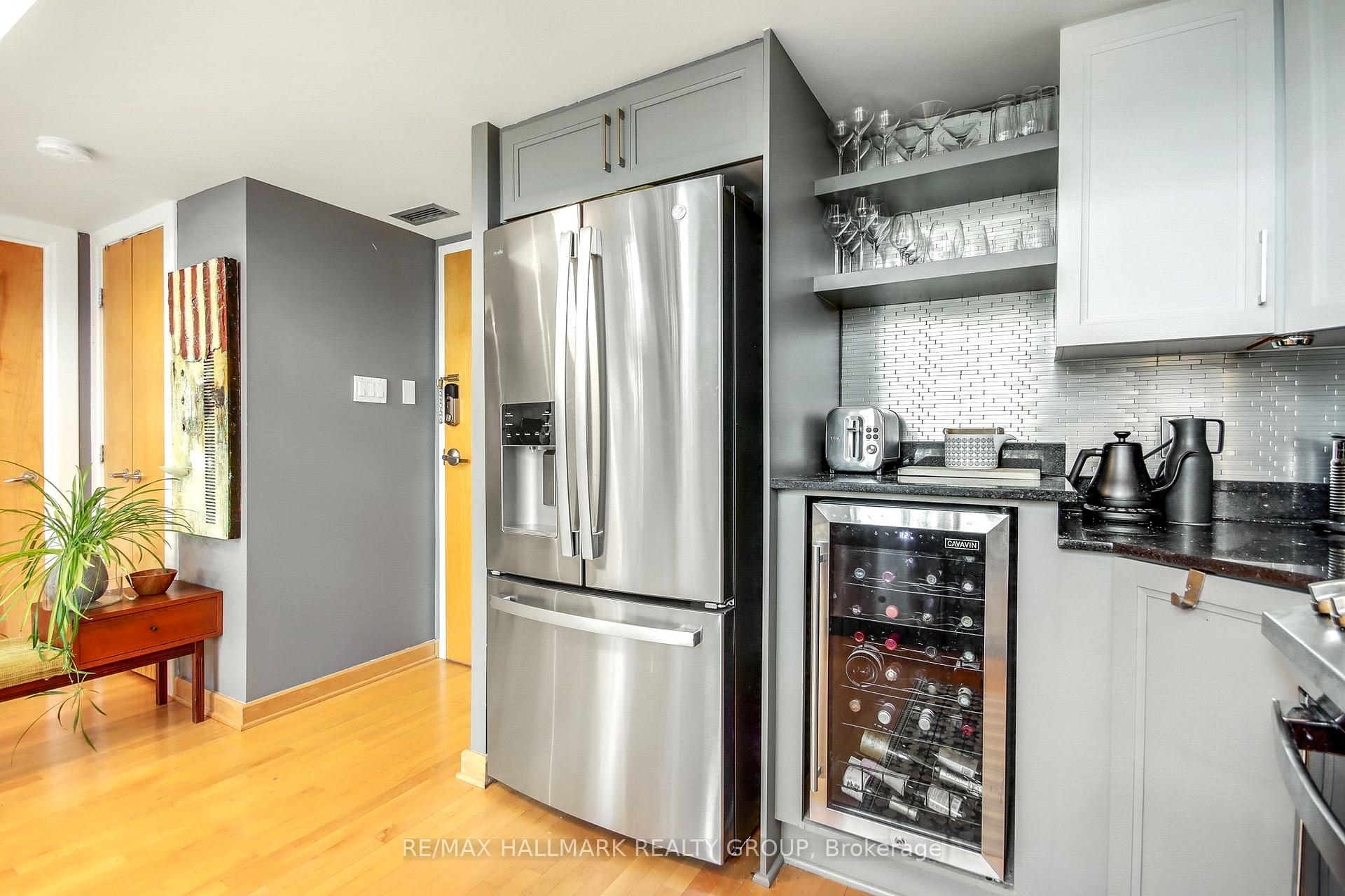 Photo 7 of Unit 203, 29 Main Street, Ottawa, Ottawa East — HOMEH