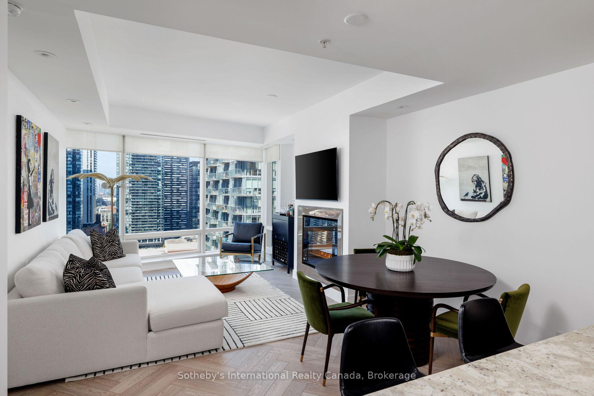 Photo 1 of Unit 2802, 180 University Avenue, Toronto, Bay Street Corridor — HOMEH