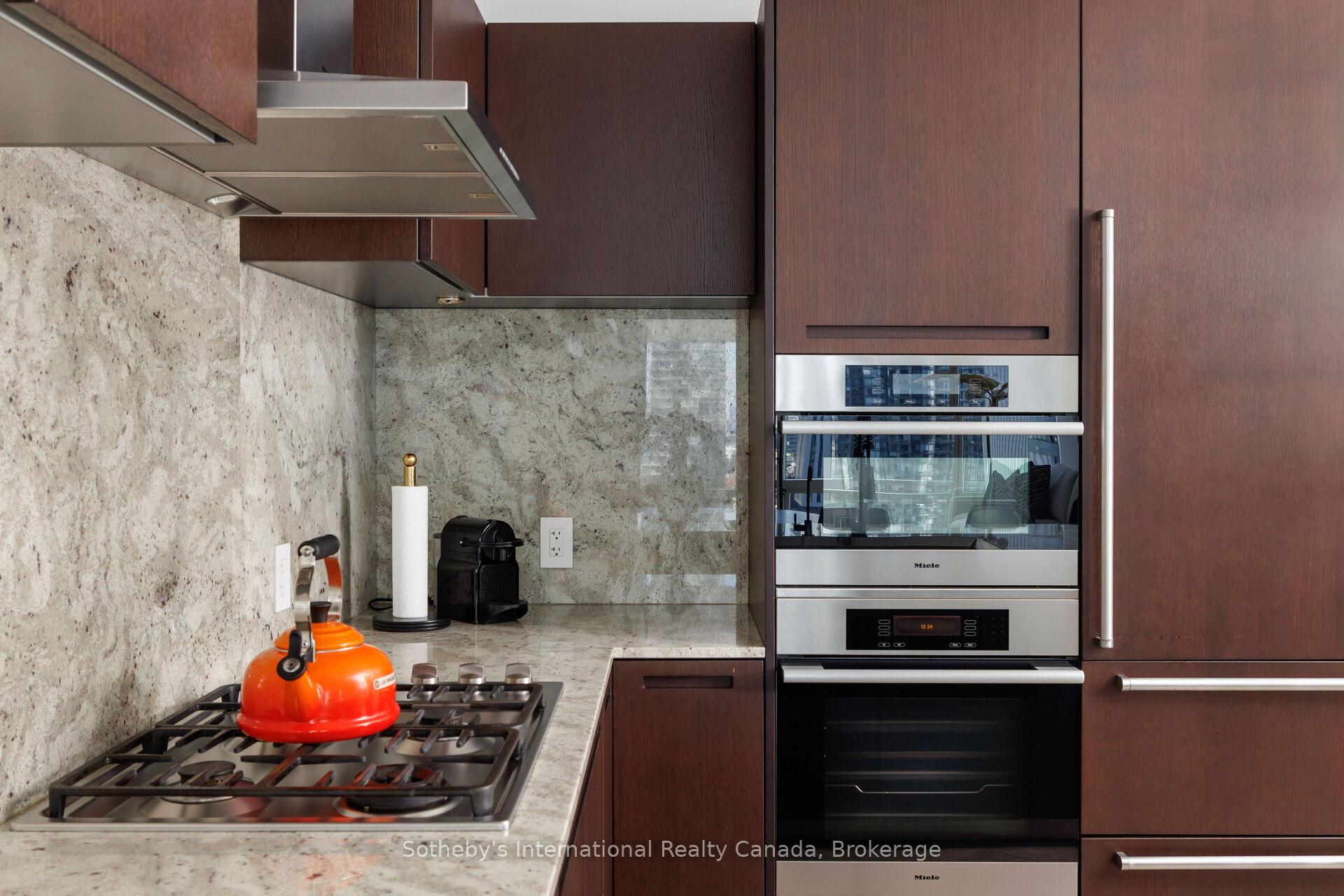 Photo 29 of Unit 2802, 180 University Avenue, Toronto, Bay Street Corridor — HOMEH