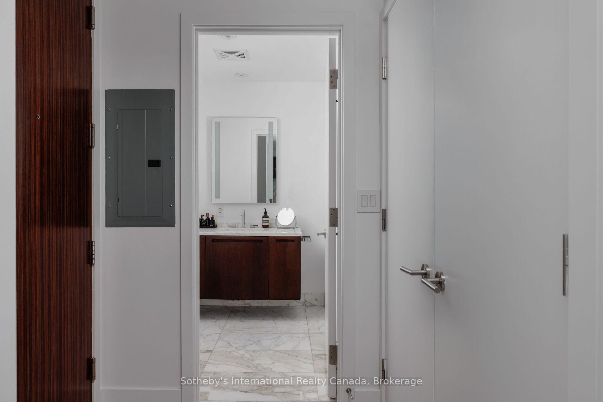 Photo 38 of Unit 2802, 180 University Avenue, Toronto, Bay Street Corridor — HOMEH