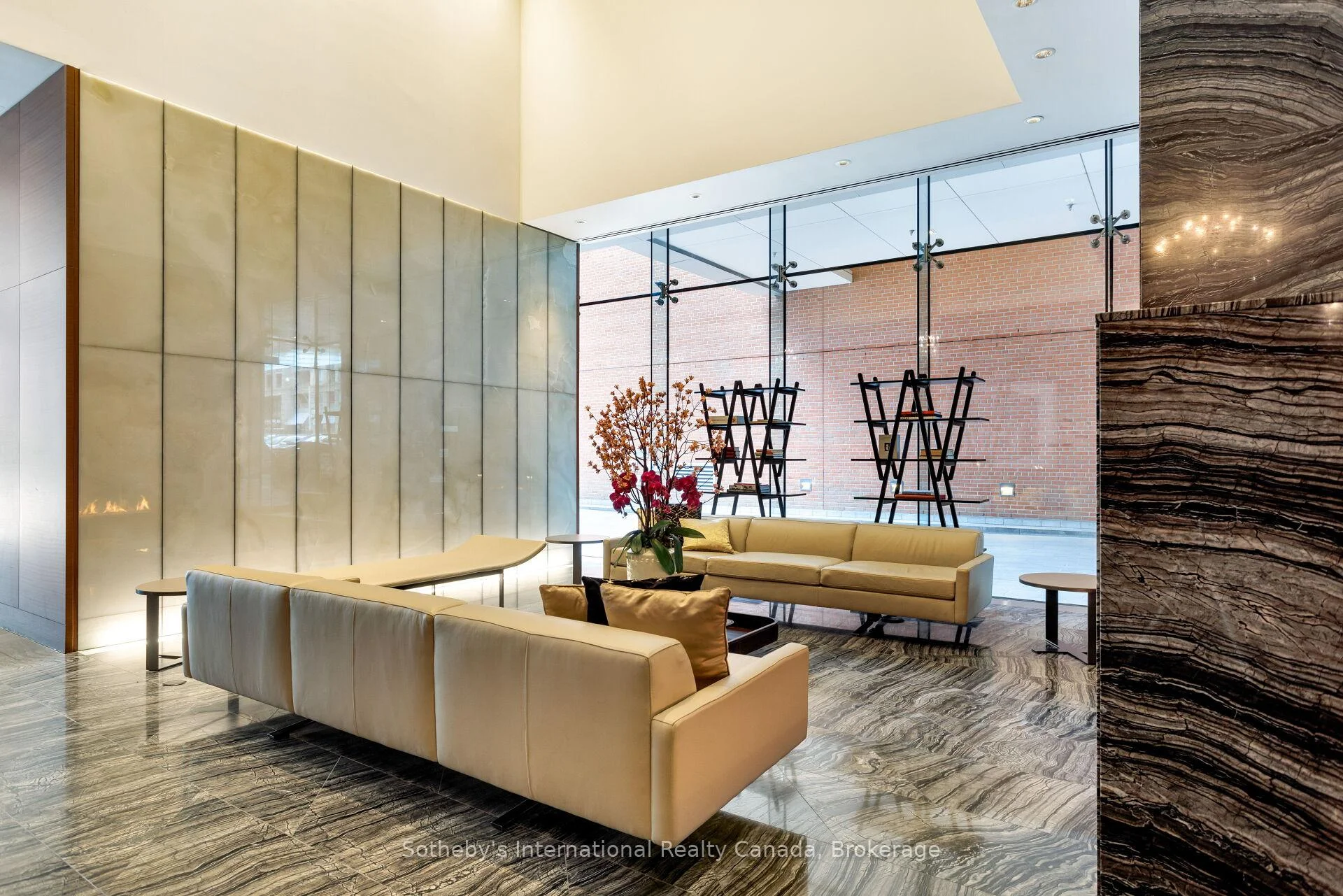 Photo 8 of Unit 2802, 180 University Avenue, Toronto, Bay Street Corridor — HOMEH