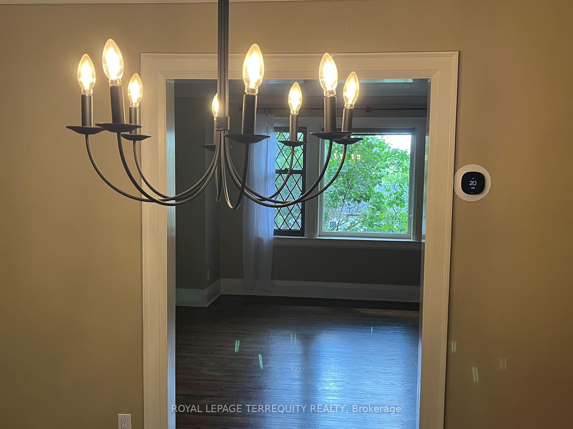 Photo 7 of 25 Halford Avenue, Toronto, Lambton Baby Point — HOMEH