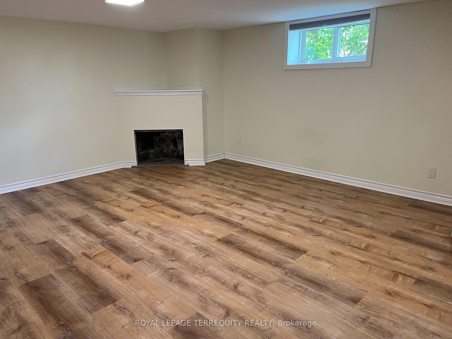 Photo 18 of 25 Halford Avenue, Toronto, Lambton Baby Point — HOMEH