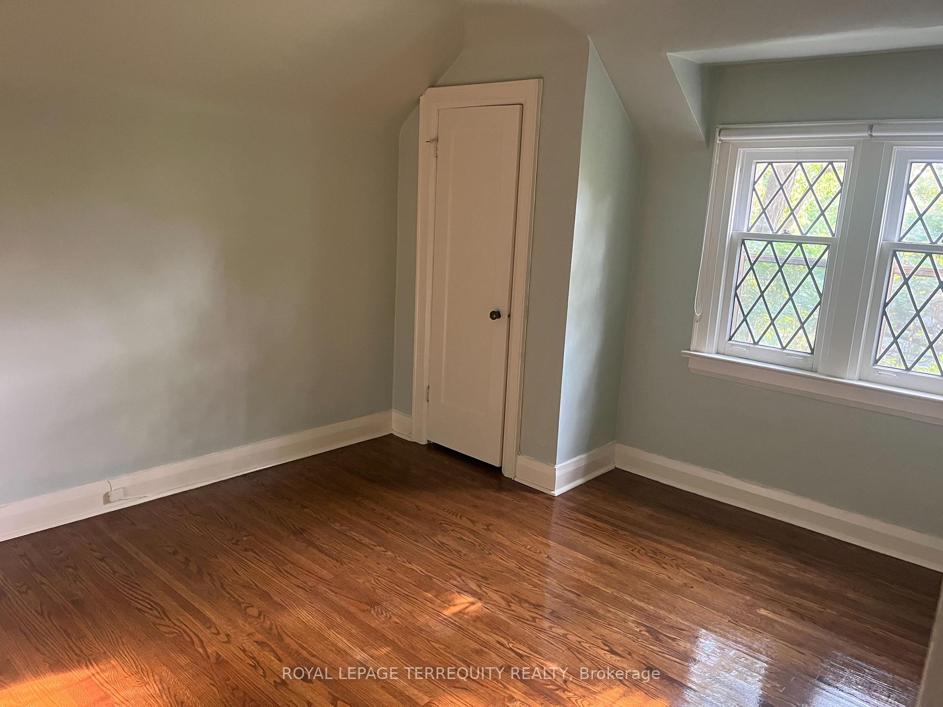 Photo 17 of 25 Halford Avenue, Toronto, Lambton Baby Point — HOMEH