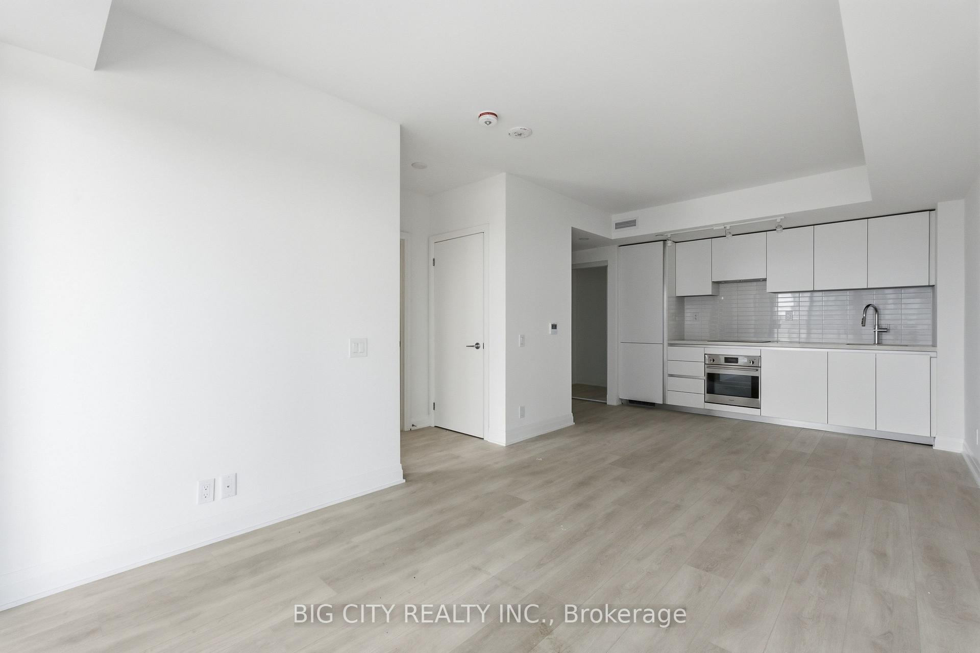 Photo 10 of Unit 1206, 25 Frederick Todd Way, Toronto, Thorncliffe Park — HOMEH