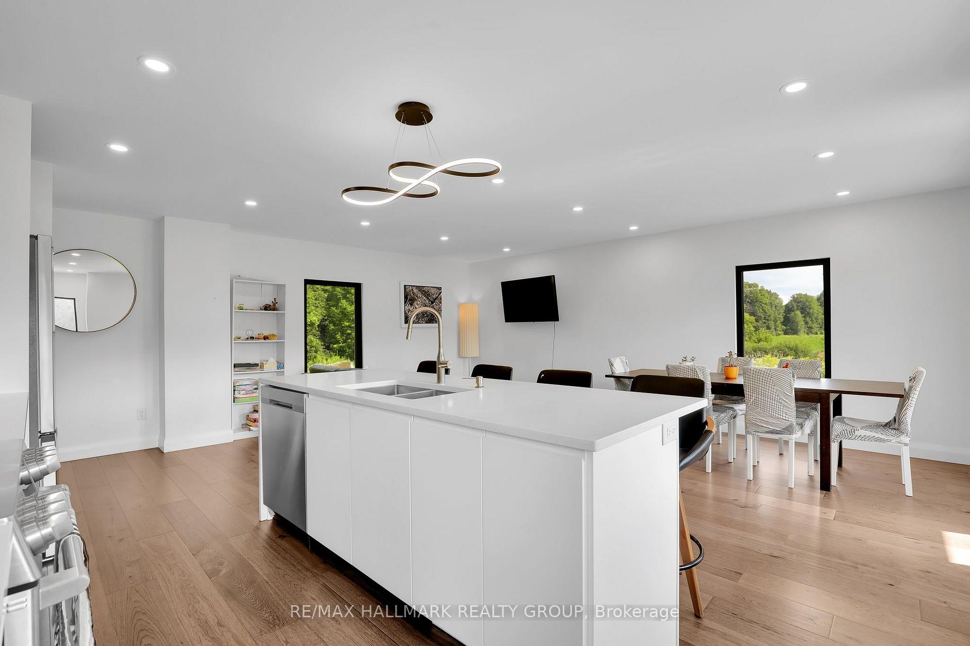 Photo 15 of 165 Knapp Street, Rideau Lakes, Rideau Lakes (South Crosby) Twp — HOMEH