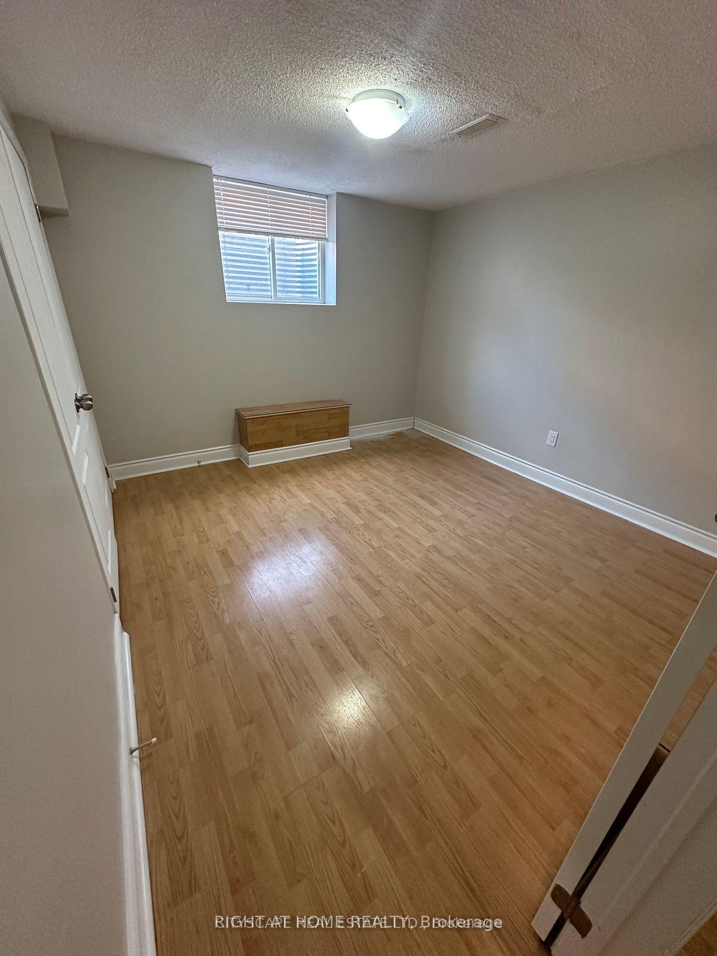 Photo 5 of Unit Lower, 56 Stanwell Drive, Brampton, Heart Lake West — HOMEH