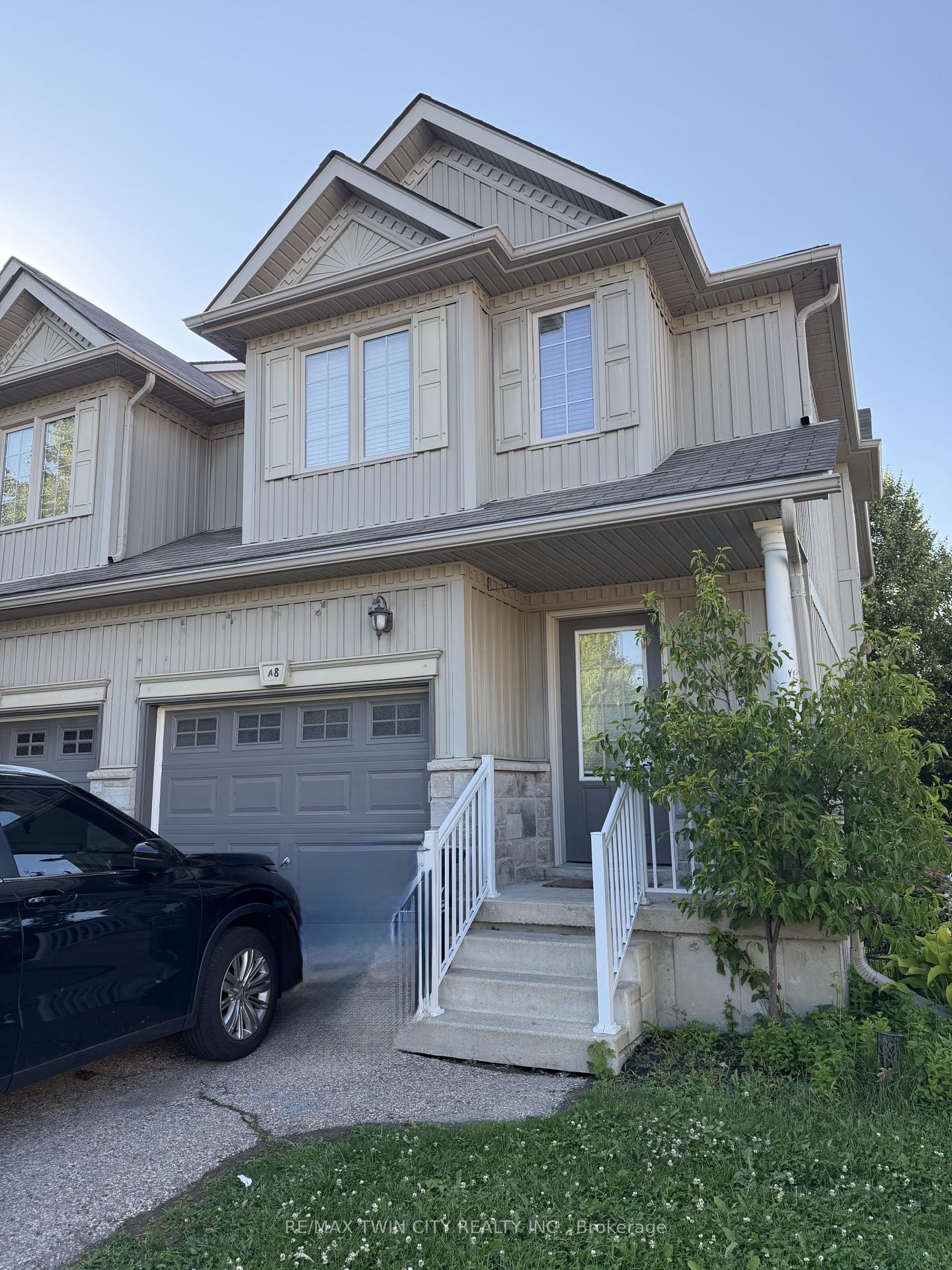 Photo 2 of Unit A8, 20 David Bergey Drive, Kitchener, Larentian West — HOMEH