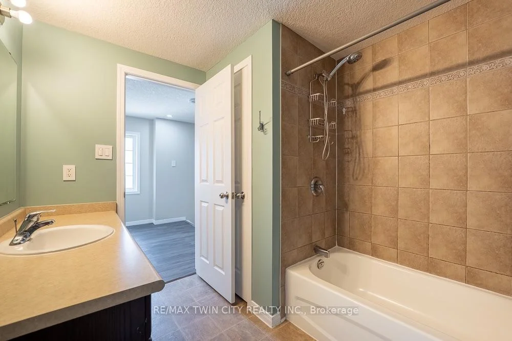 Photo 23 of Unit A8, 20 David Bergey Drive, Kitchener, Larentian West — HOMEH