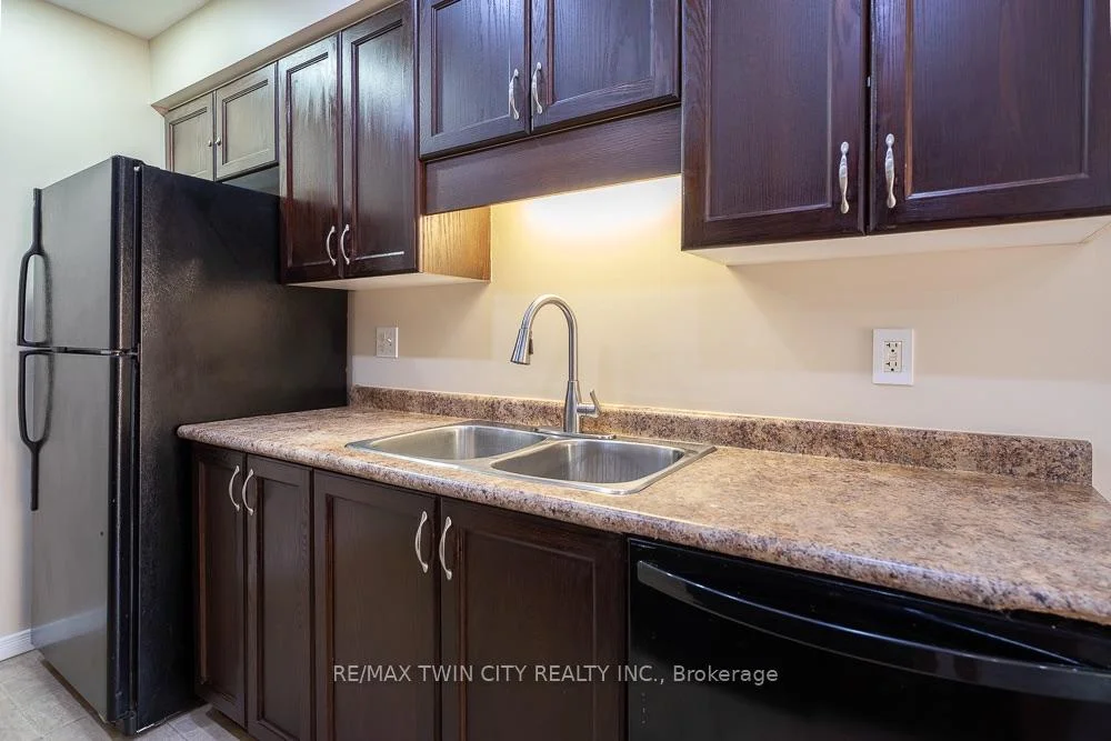 Photo 29 of Unit A8, 20 David Bergey Drive, Kitchener, Larentian West — HOMEH
