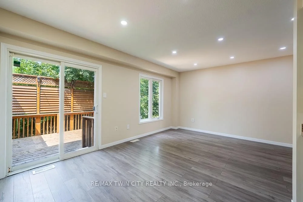 Photo 33 of Unit A8, 20 David Bergey Drive, Kitchener, Larentian West — HOMEH