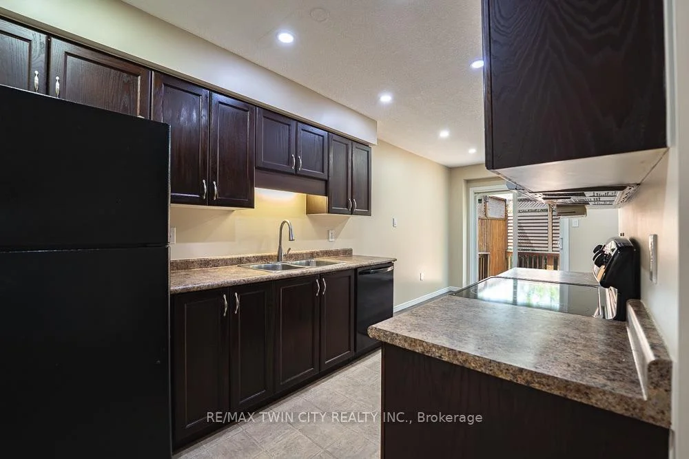Photo 34 of Unit A8, 20 David Bergey Drive, Kitchener, Larentian West — HOMEH