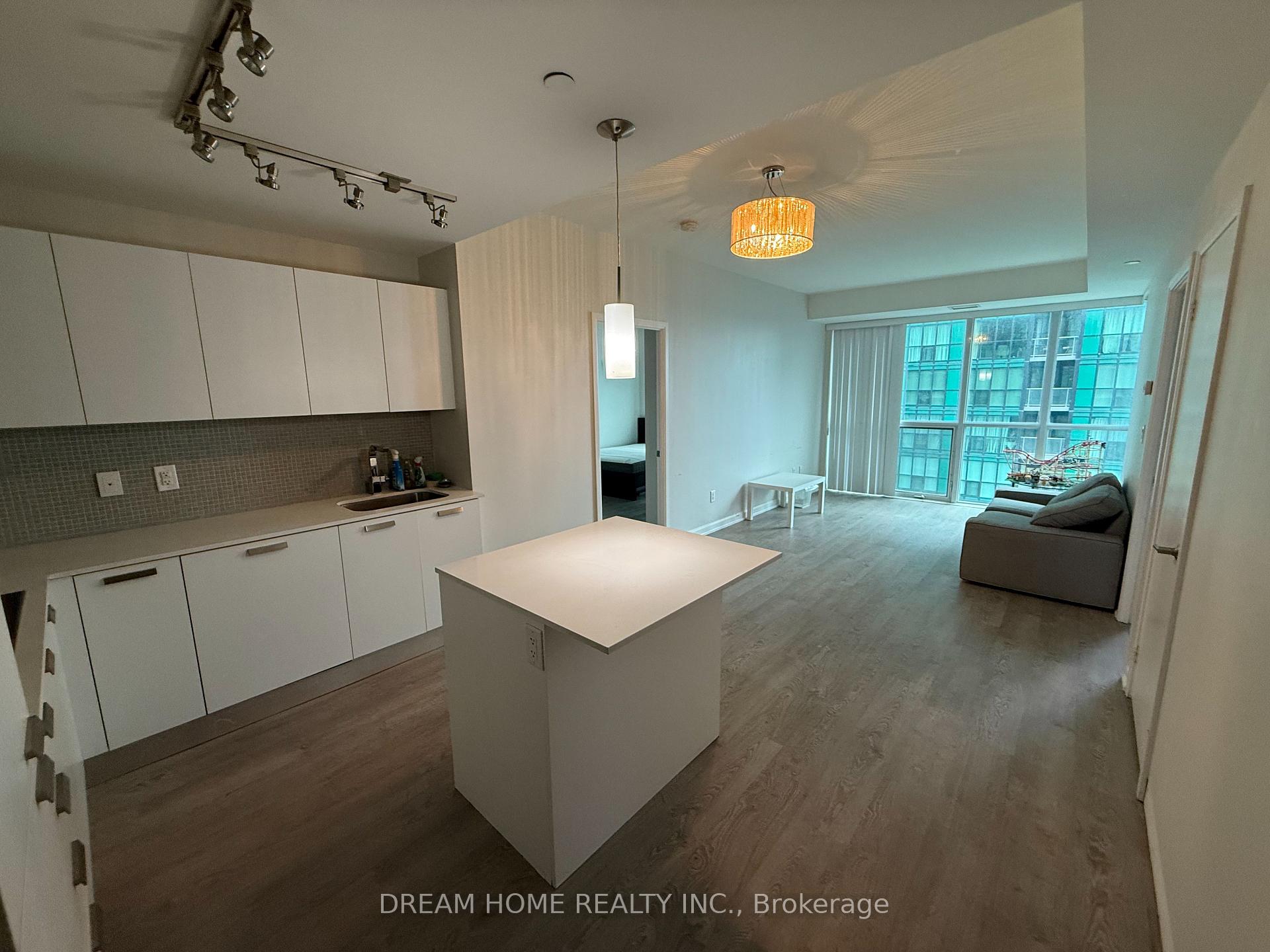 Photo of Unit 2506, 9 bogert Avenue