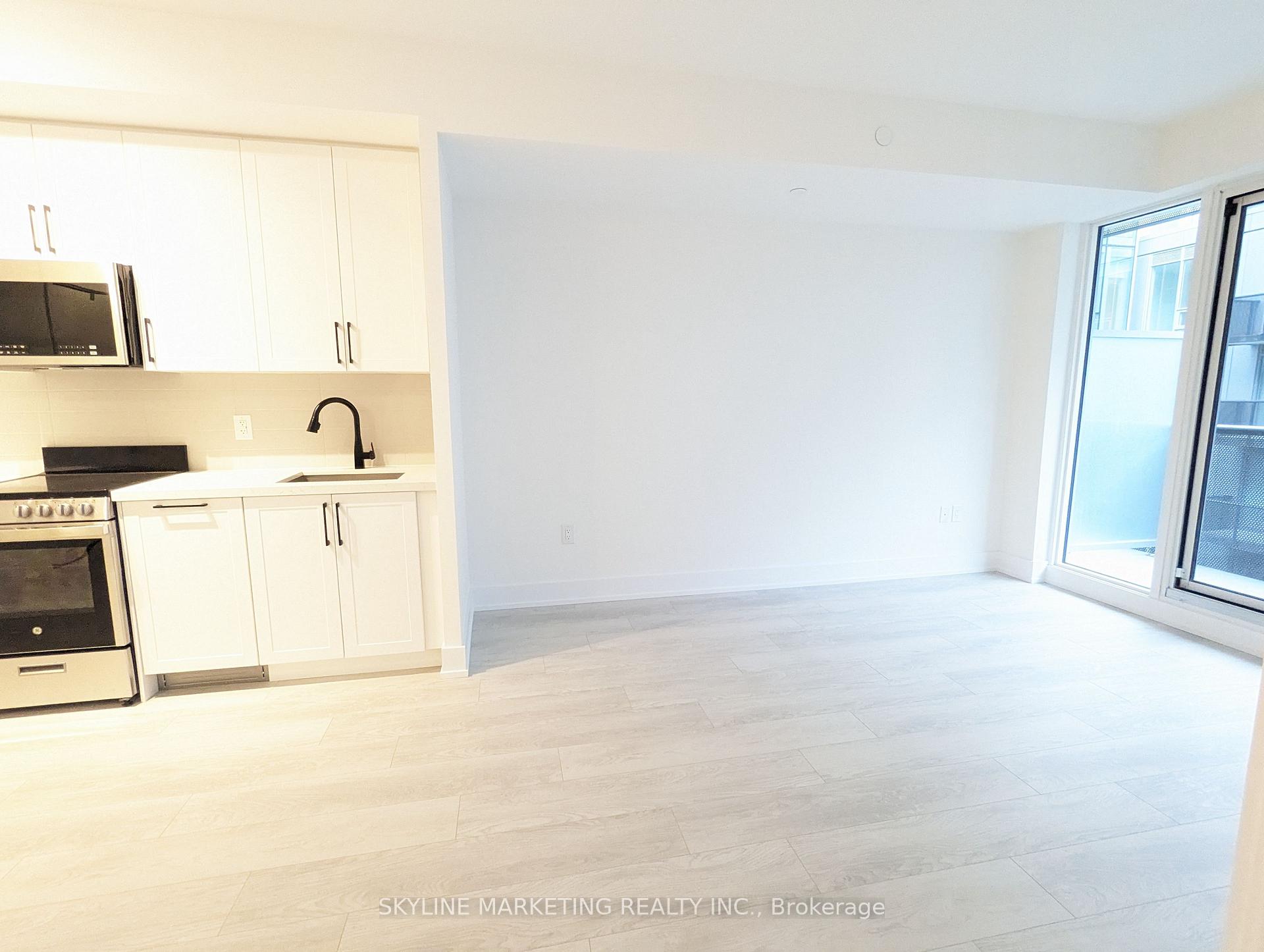 Photo 9 of Unit 525, 2450 Old Bronte Road, Oakville, Westmount — HOMEH