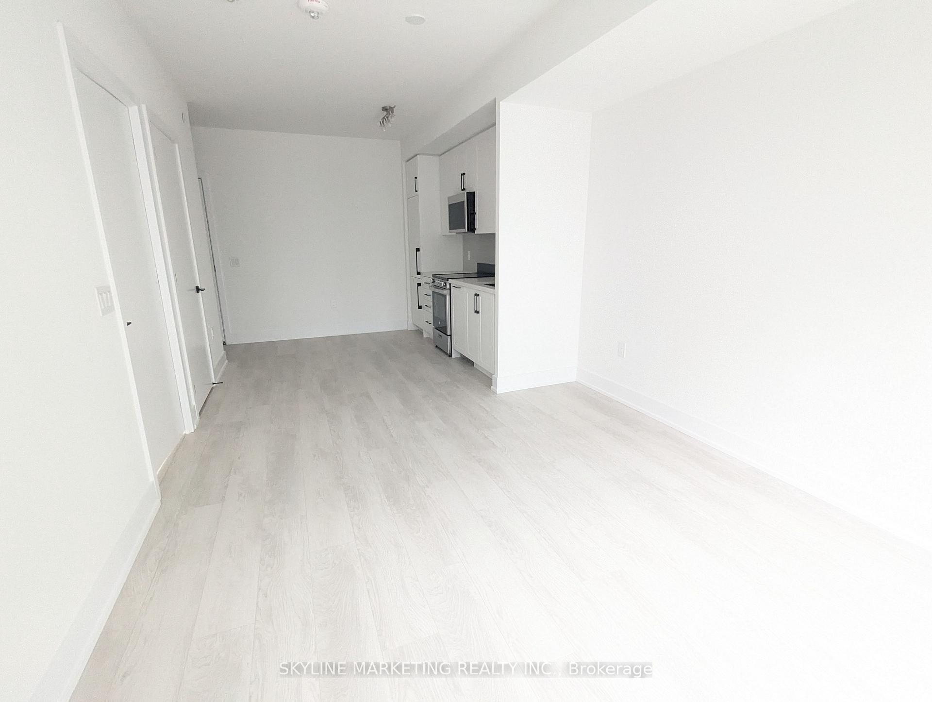 Photo 10 of Unit 525, 2450 Old Bronte Road, Oakville, Westmount — HOMEH