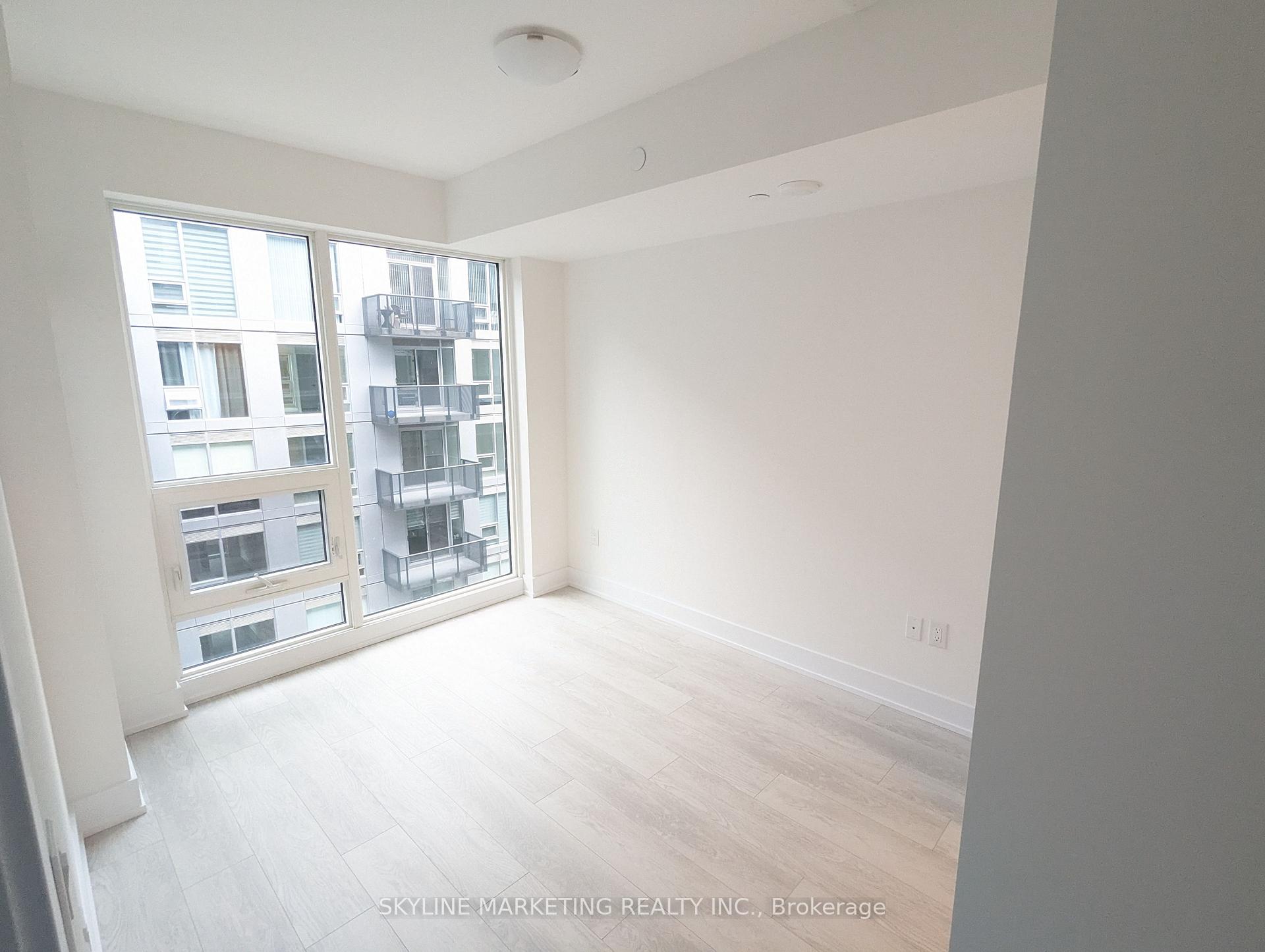 Photo 11 of Unit 525, 2450 Old Bronte Road, Oakville, Westmount — HOMEH