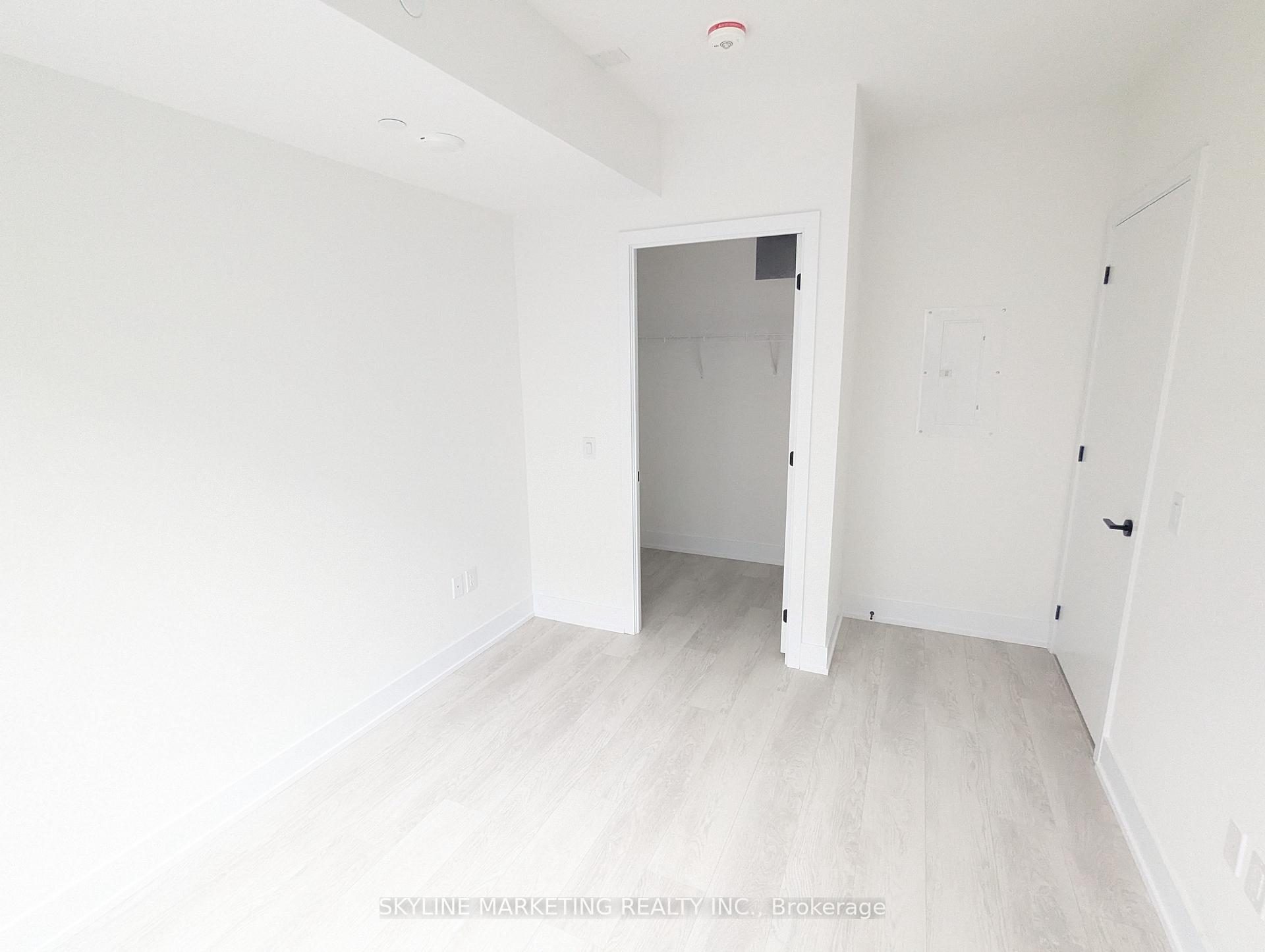 Photo 12 of Unit 525, 2450 Old Bronte Road, Oakville, Westmount — HOMEH
