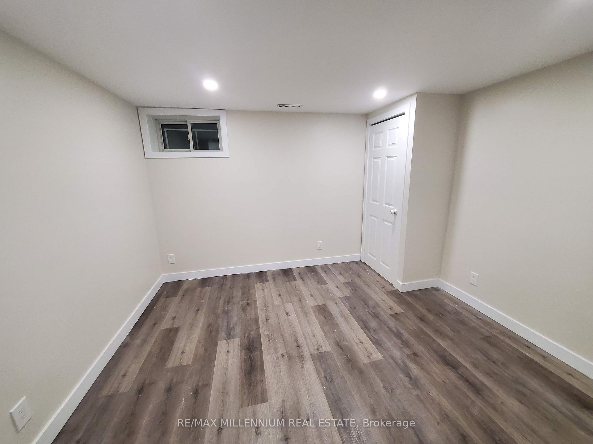 Photo 3 of 491 Blake Street, London, South K — HOMEH