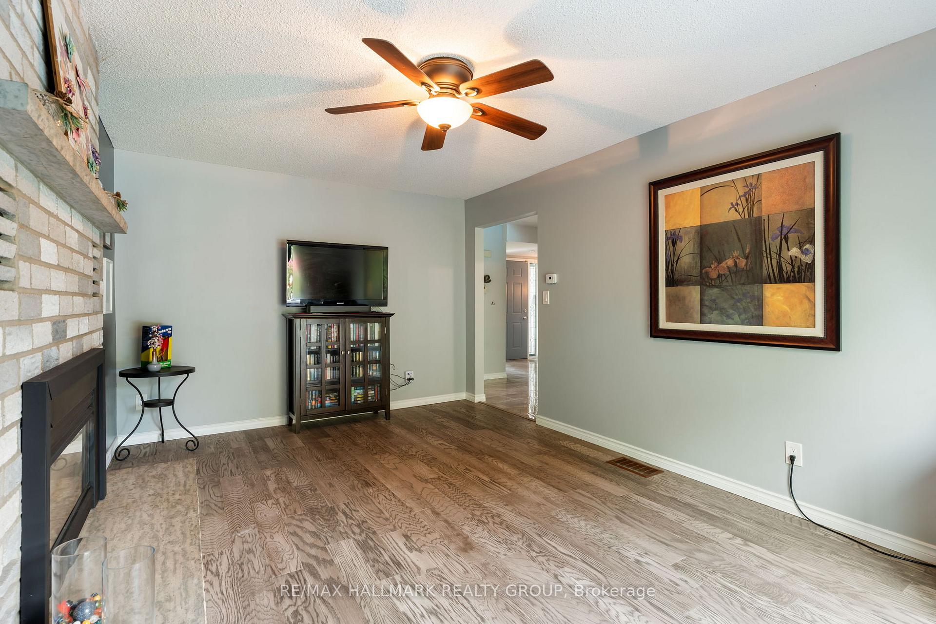 Photo 18 of 222 Colonel Douglas Crescent, Brockville, Brockville — HOMEH