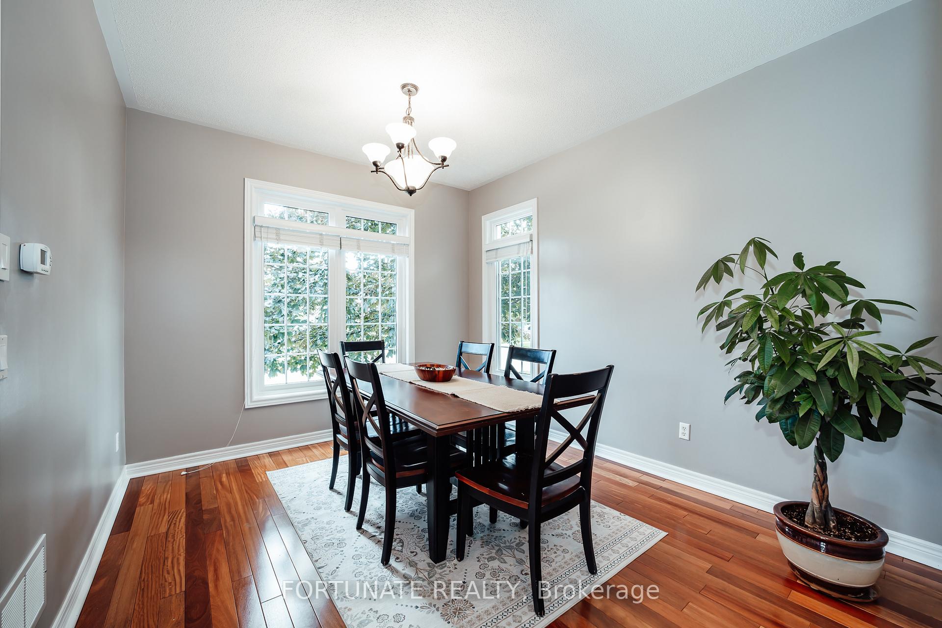 Photo 8 of 2071 Pinevalley Crescent, Oakville, Joshua Creek — HOMEH