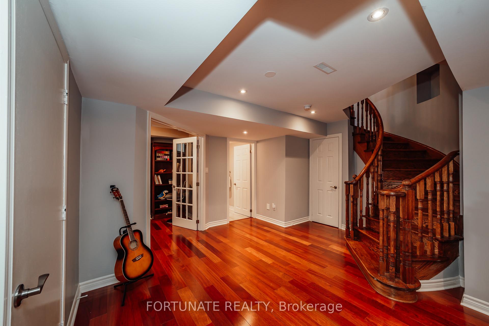 Photo 21 of 2071 Pinevalley Crescent, Oakville, Joshua Creek — HOMEH