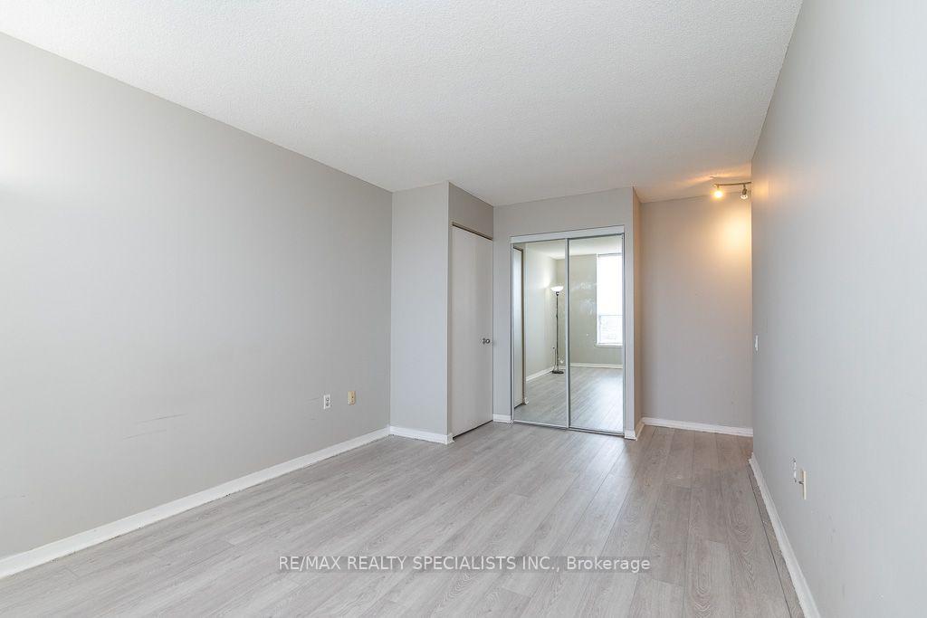 Photo 32 of Unit 1309, 21 Overlea Boulevard, Toronto, Thorncliffe Park — HOMEH