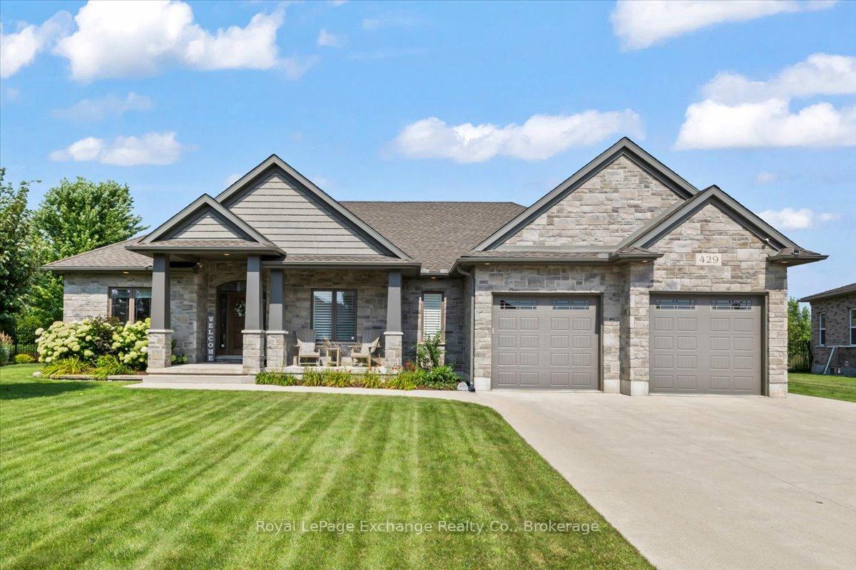 Photo 2 of 429 Mccullough Crescent, Kincardine — HOMEH