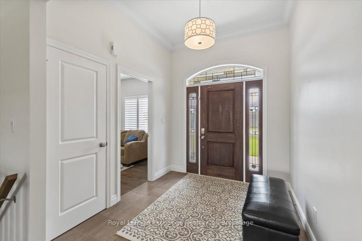 Photo 4 of 429 Mccullough Crescent, Kincardine — HOMEH