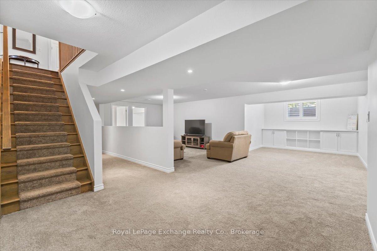 Photo 20 of 429 Mccullough Crescent, Kincardine — HOMEH