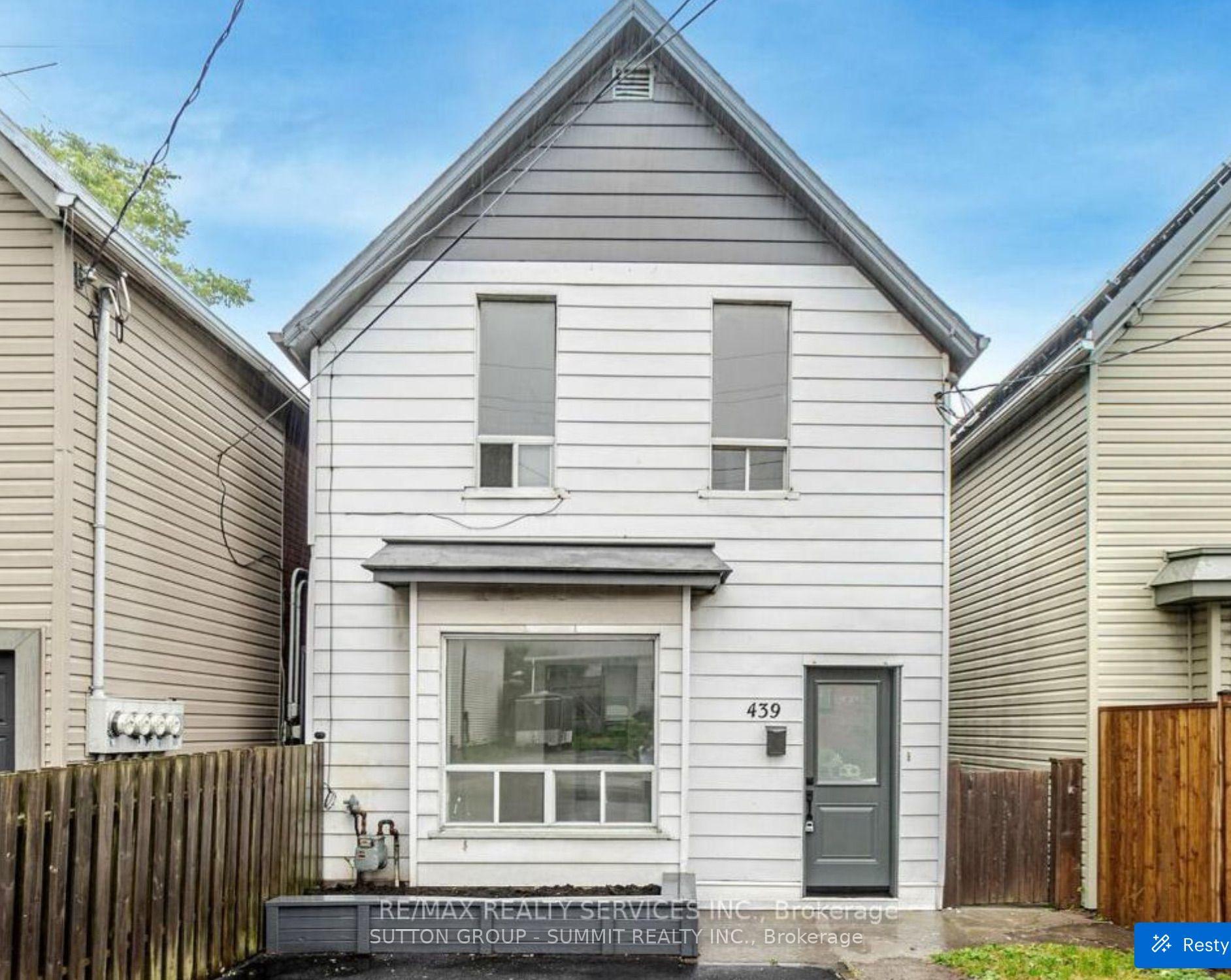 Photo 3 of 439 Ferguson Avenue N, Hamilton, North End — HOMEH