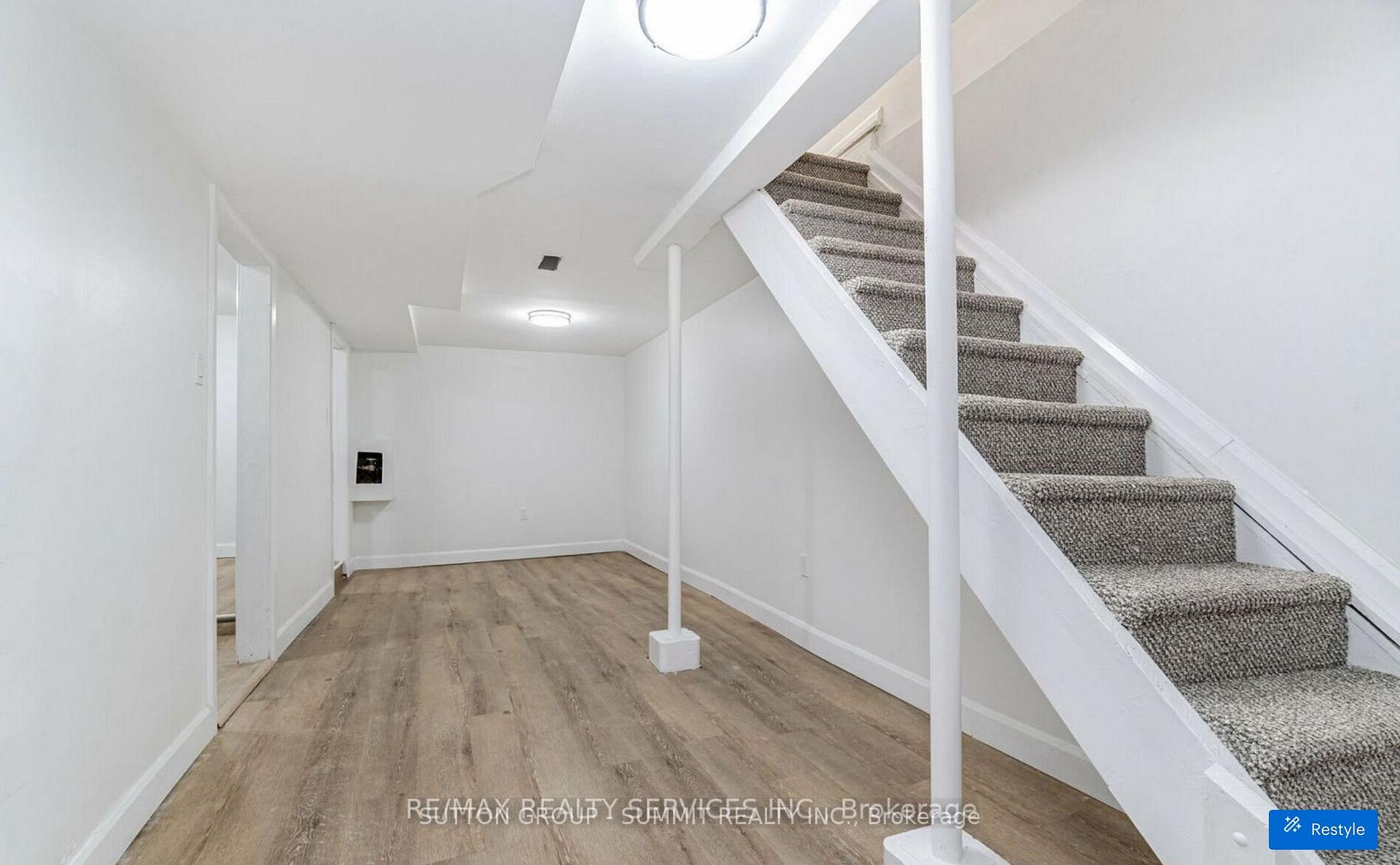Photo 9 of 439 Ferguson Avenue N, Hamilton, North End — HOMEH