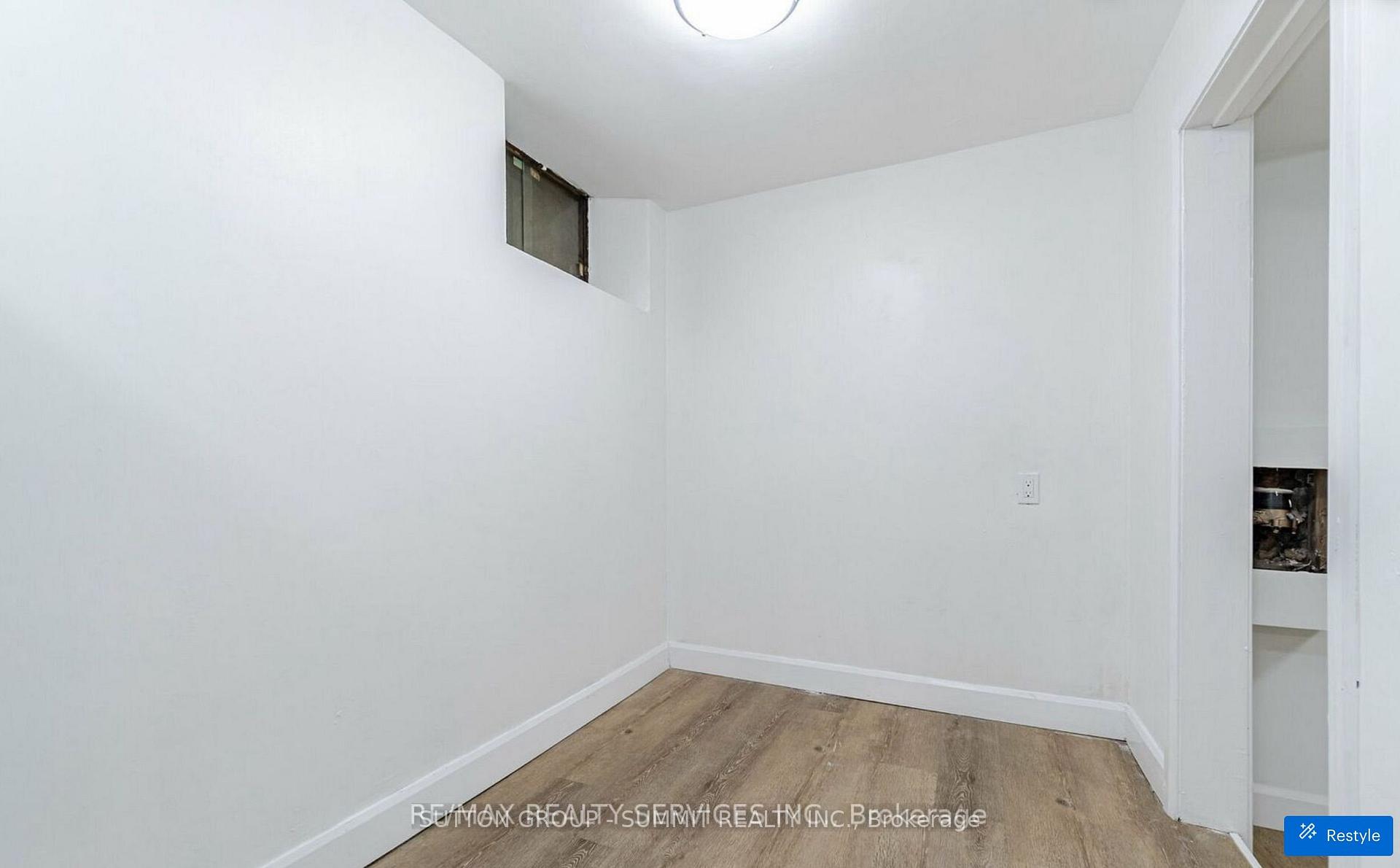 Photo 11 of 439 Ferguson Avenue N, Hamilton, North End — HOMEH