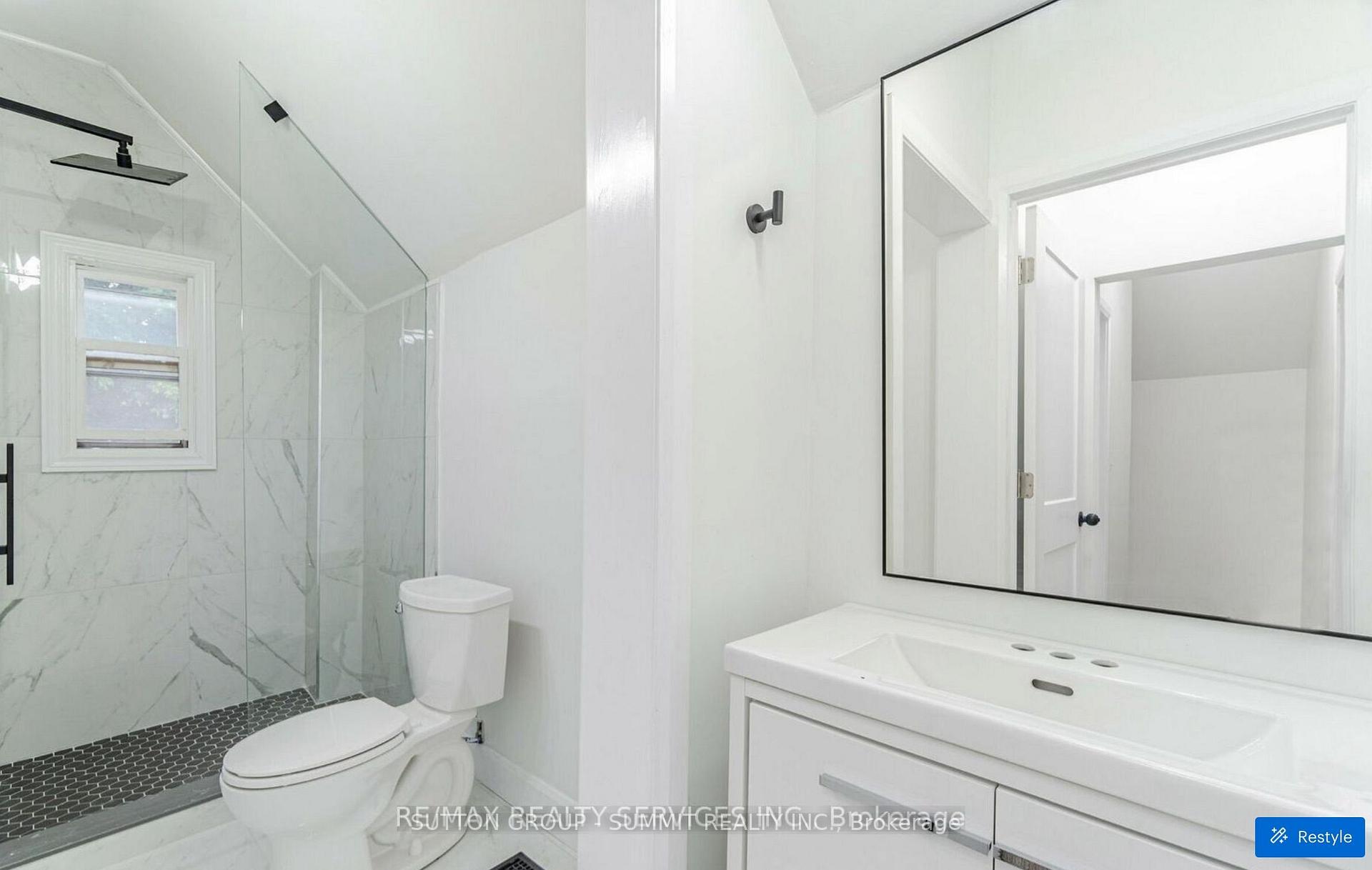Photo 15 of 439 Ferguson Avenue N, Hamilton, North End — HOMEH