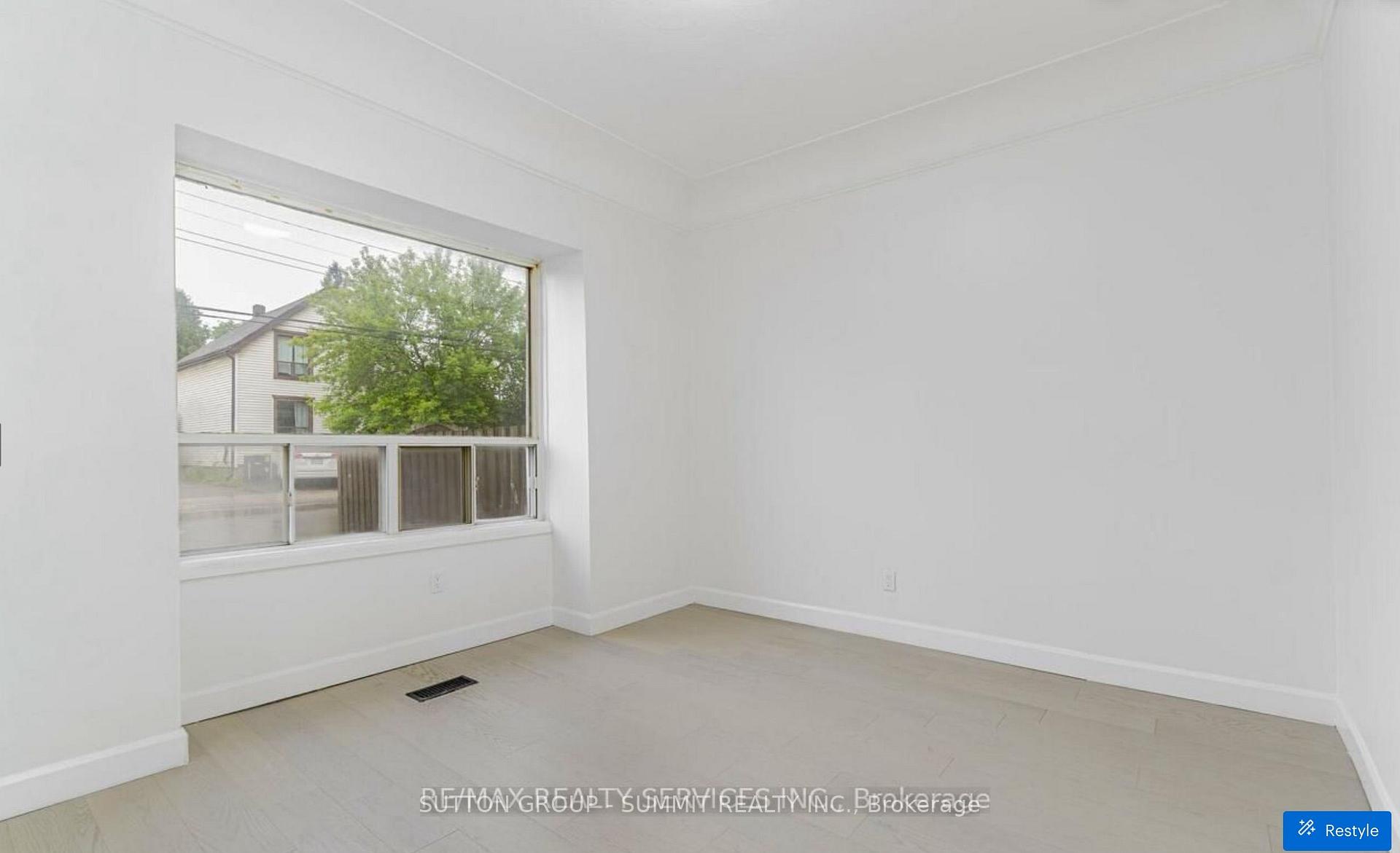 Photo 43 of 439 Ferguson Avenue N, Hamilton, North End — HOMEH