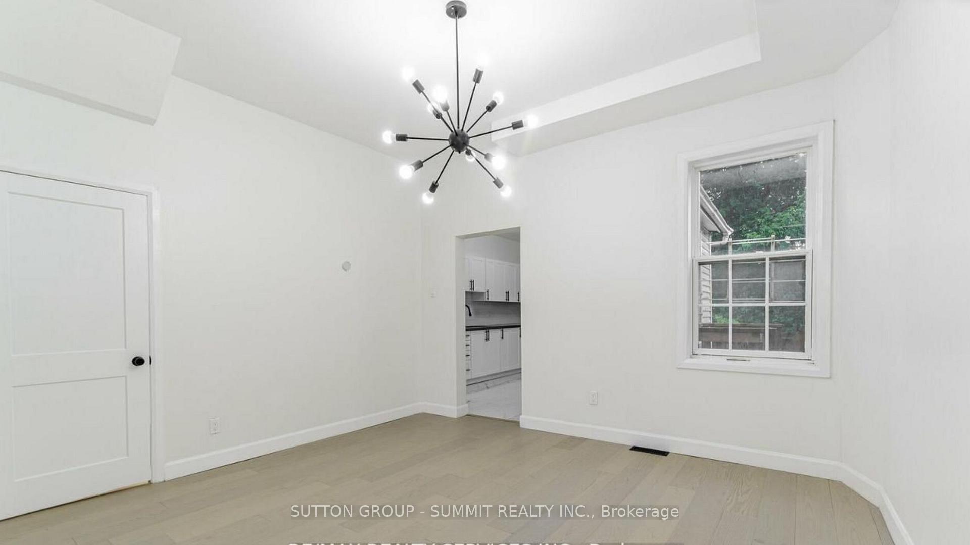 Photo 10 of 439 Ferguson Avenue N, Hamilton, North End — HOMEH