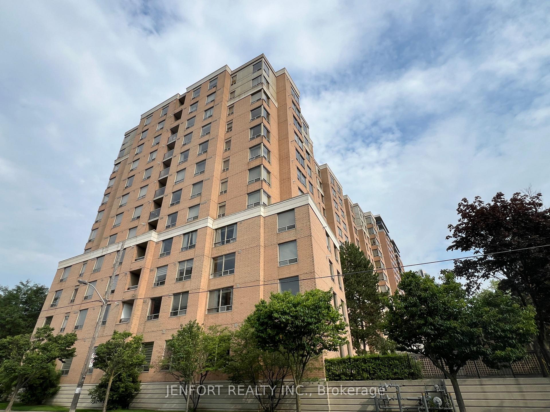 Photo 2 of Unit Ph3, 88 Grandview Way SE, North York, Willowdale East — HOMEH