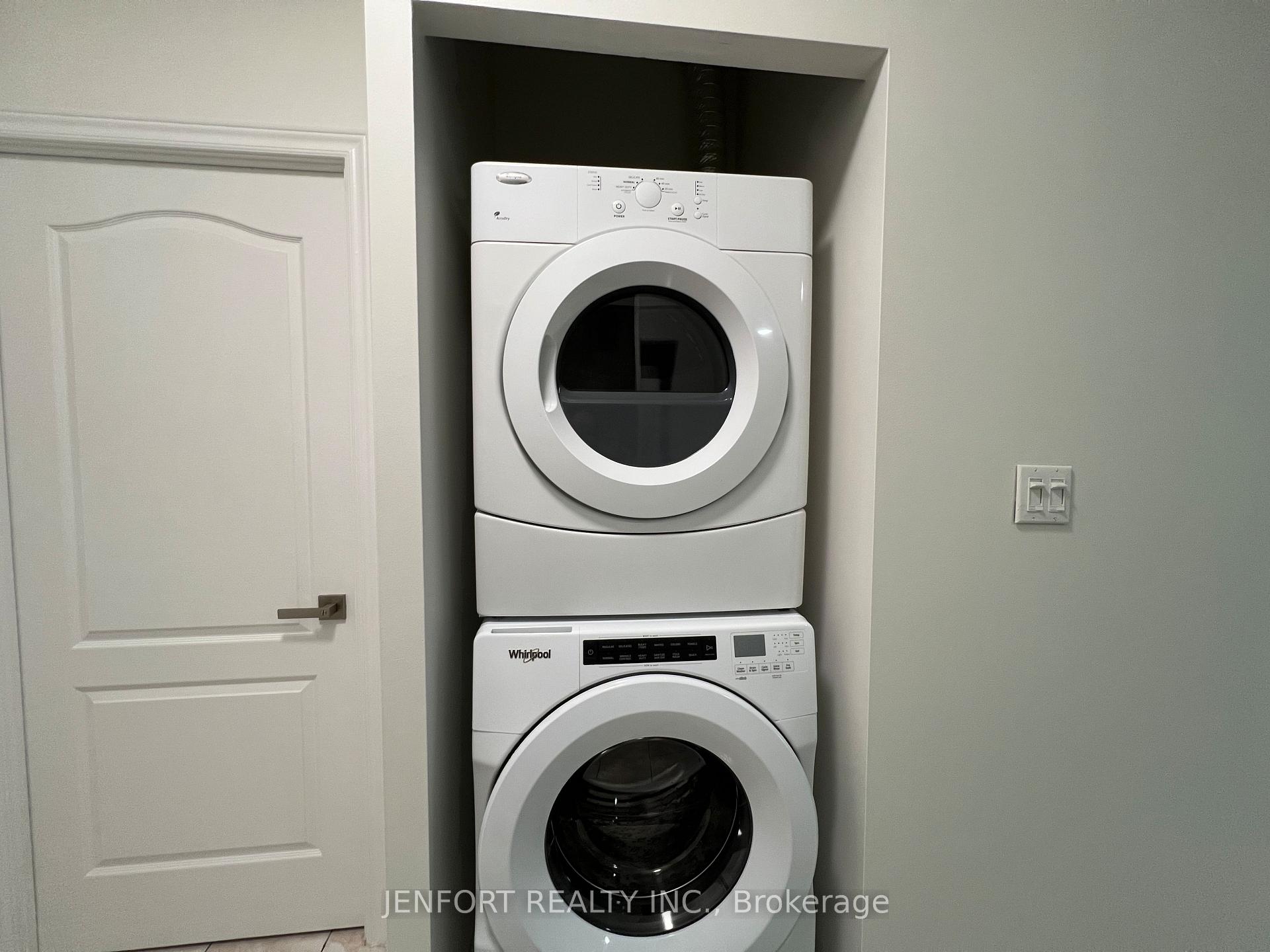 Photo 16 of Unit Ph3, 88 Grandview Way SE, North York, Willowdale East — HOMEH