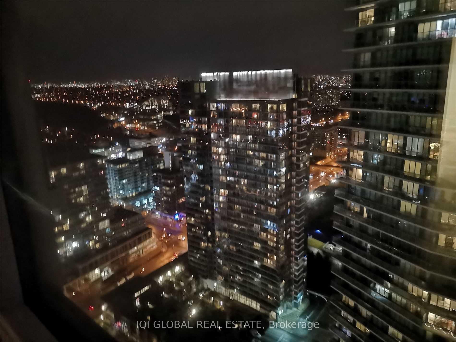 Photo 2 of Unit 3702, 95 Mcmahon Drive, North York, Bayview Village — HOMEH