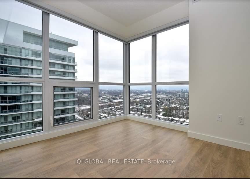 Photo 4 of Unit 3702, 95 Mcmahon Drive, North York, Bayview Village — HOMEH